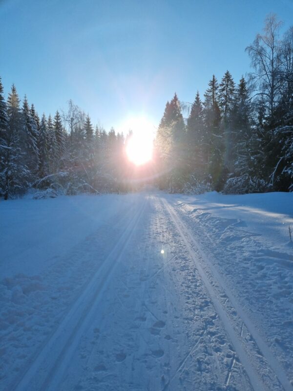 Fjelltid skitur Kjekstadmarka på langs m/ afterski