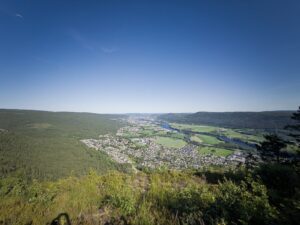 Panoramautsikt over Drammen og Krogstadelva fra Finnmarka.